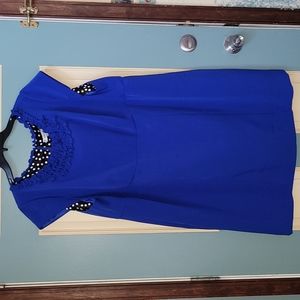 Nice! Dressbarn 👗 with floral accents at neckline